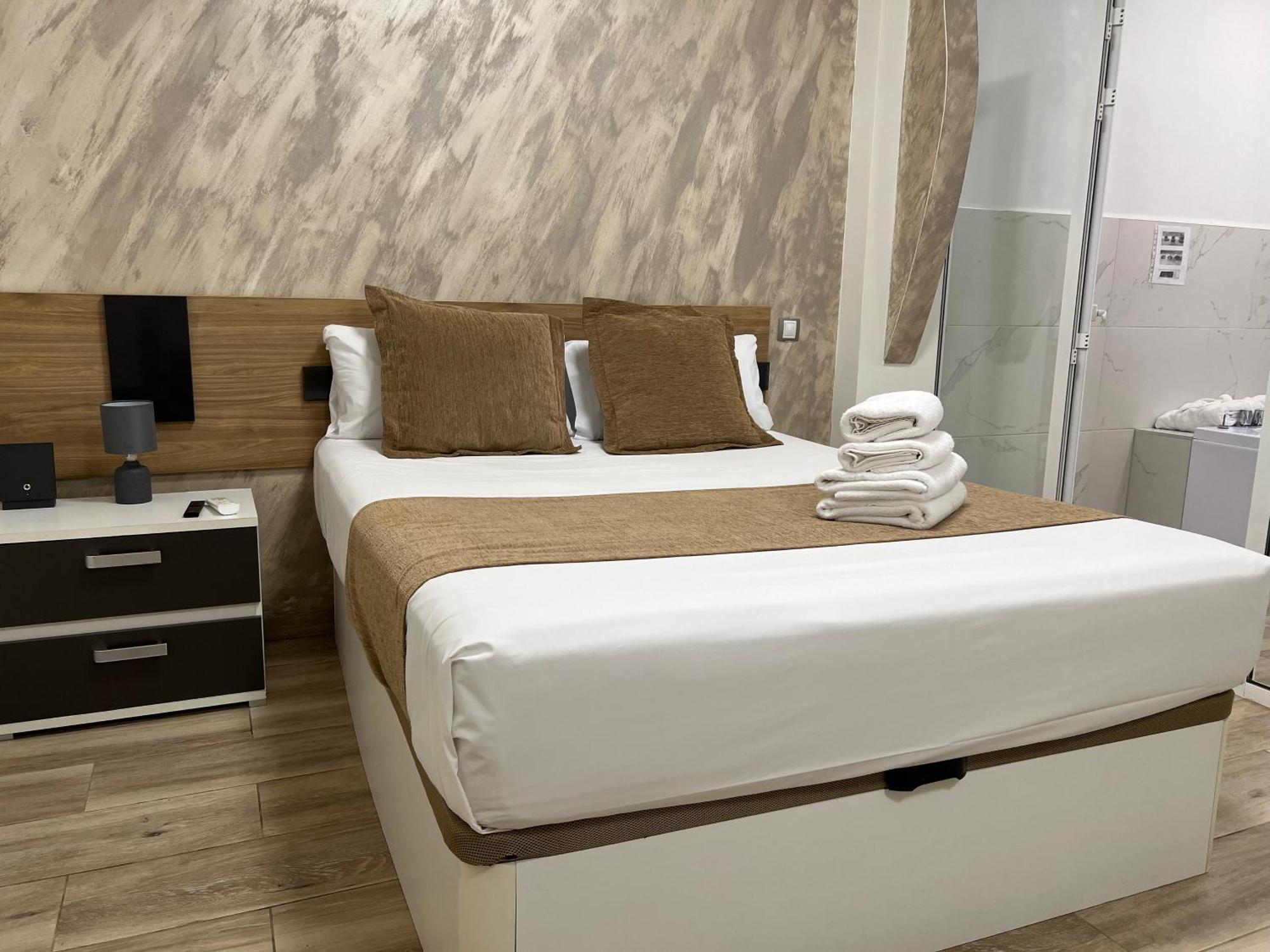 Hotel Casa Brava à Alicante Extérieur photo